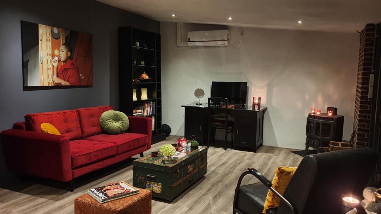 Downtown Hideaway, B&B Grand Deluxe Eindhoven Ngoại thất bức ảnh