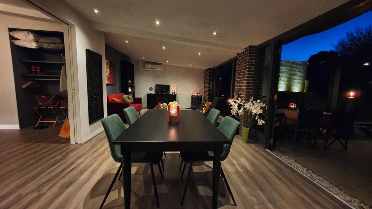 Downtown Hideaway, B&B Grand Deluxe Eindhoven Ngoại thất bức ảnh