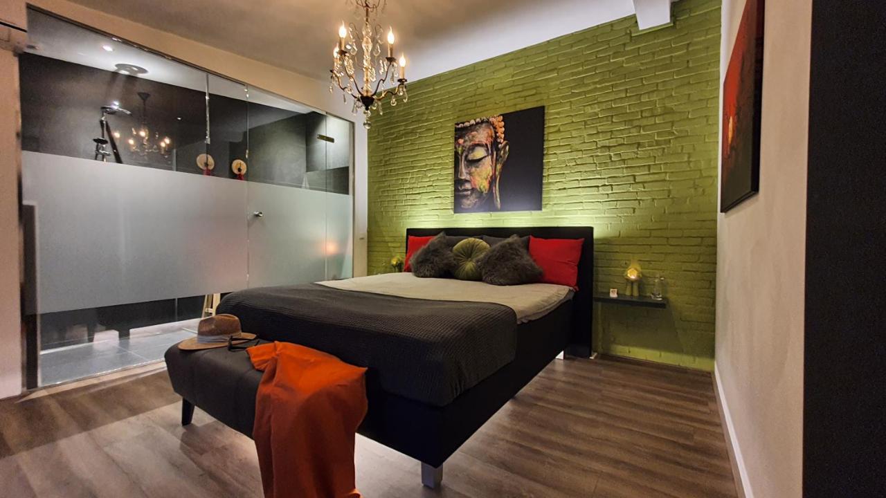 Downtown Hideaway, B&B Grand Deluxe Eindhoven Ngoại thất bức ảnh