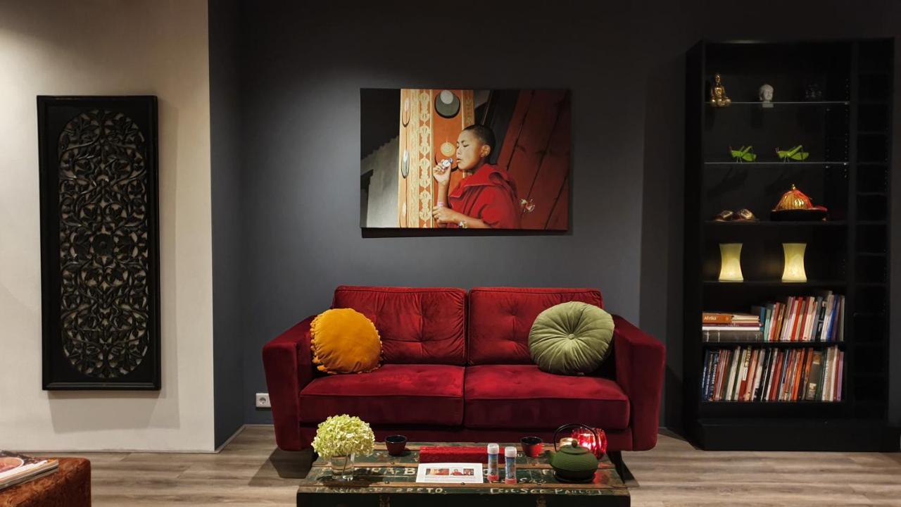 Downtown Hideaway, B&B Grand Deluxe Eindhoven Ngoại thất bức ảnh